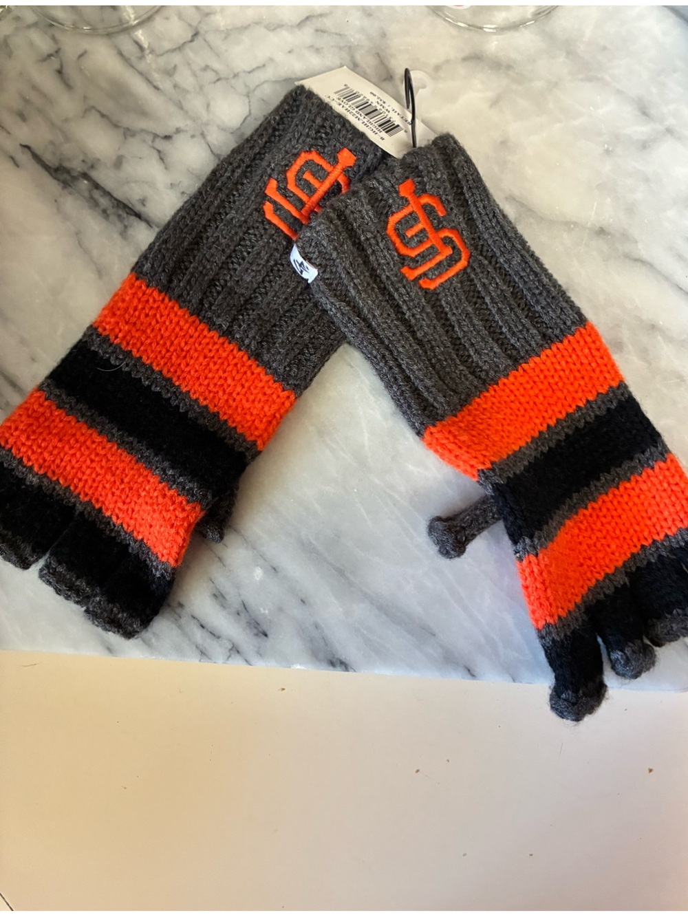 San Francisco Giants Fingerless Knit Mittens